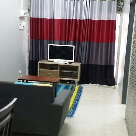 גאמבאנג Baiti Homestay מראה חיצוני תמונה